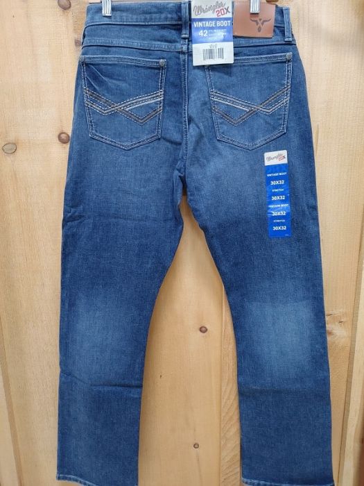 Wrangler Mens 20X Vintage Boot Cut Jeans - River 42MWXRI