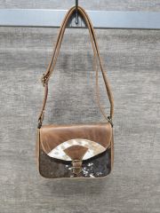 Shack Story Shoulder Bag / Cross Body - Brown