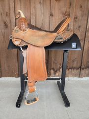 Used 17" Kelly Kaminski Swift Flex 2 Barrel Saddle