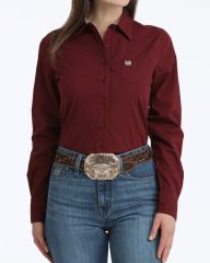 CINCH Women’s Stretch Arena Fit Button Shirt - Burgundy