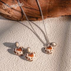 Wrangler Cow-Print Natural Stone Pendant Silver Necklace Earrings Set - Beige