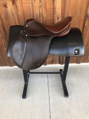 Used 17" Stubben Parzival Jumping Saddle